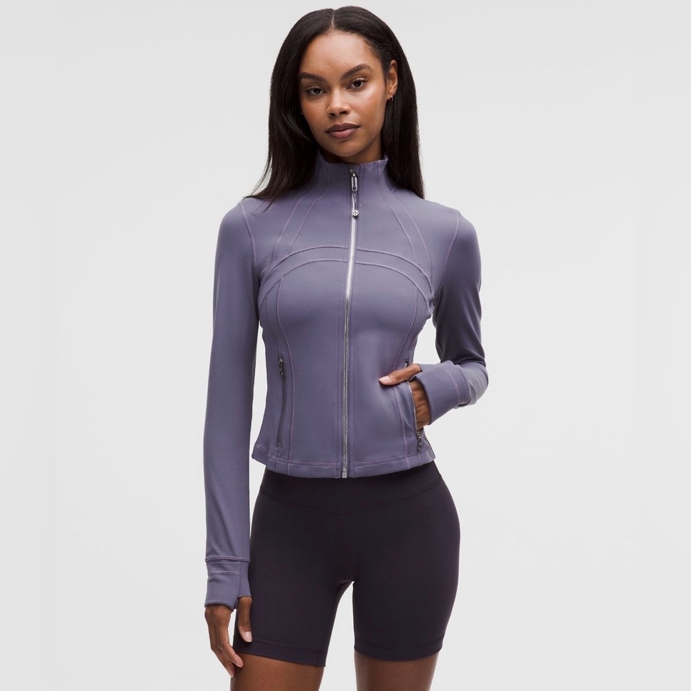 🆕 Lululemon Define Cropped Jacket Nulu in Grape Mist/ Mirror Silver